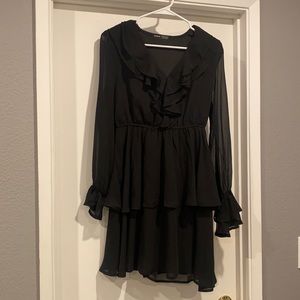 Mini Black Long sleeve V-neck dress with ruffles